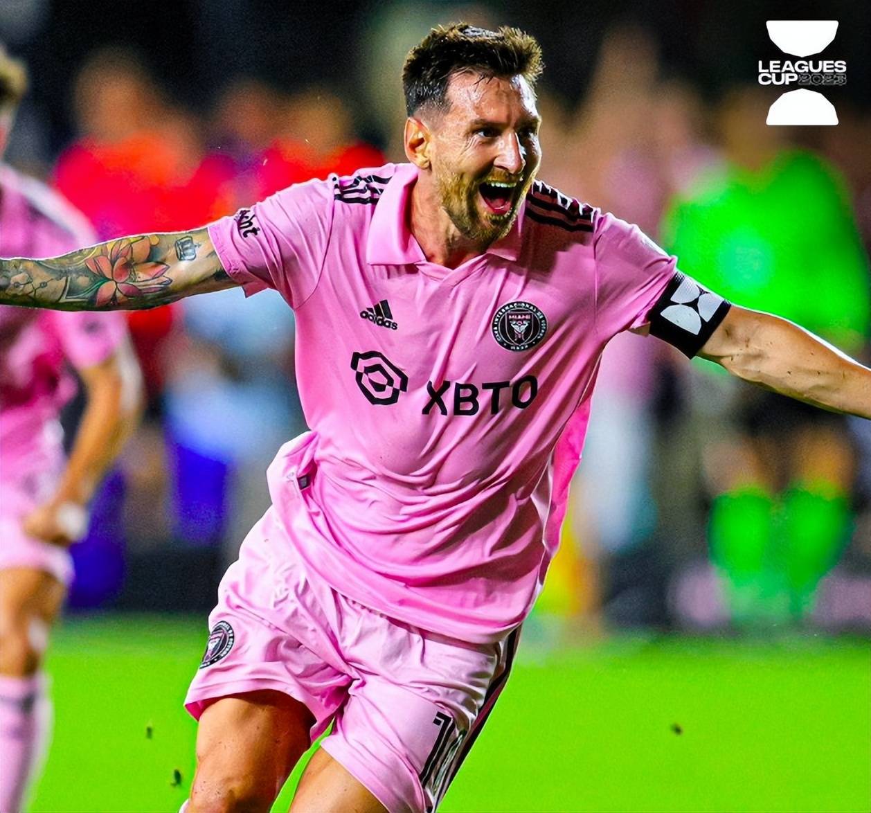 九游官方平台-梅西连续十五场比赛得分超过最后时刻胜出，热火不断突破！赛场气氛高涨的简单介绍