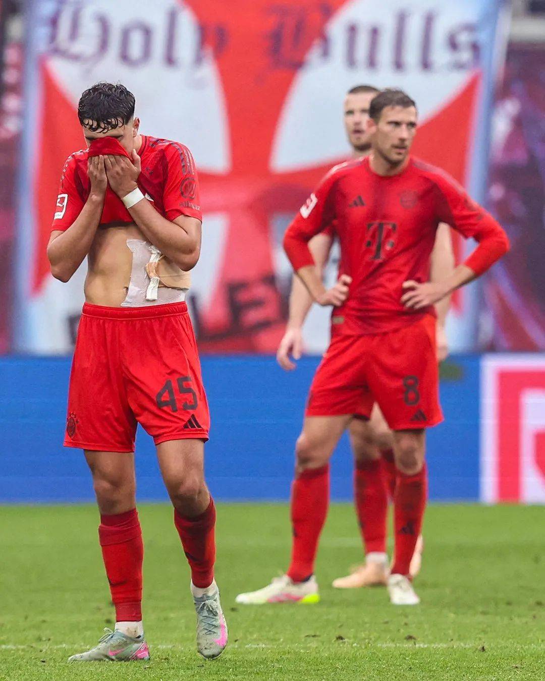 jiuyou官网入口-凯恩意外战胜RNG，领先优势明显引爆全场！再创辉煌时刻(s10rng)