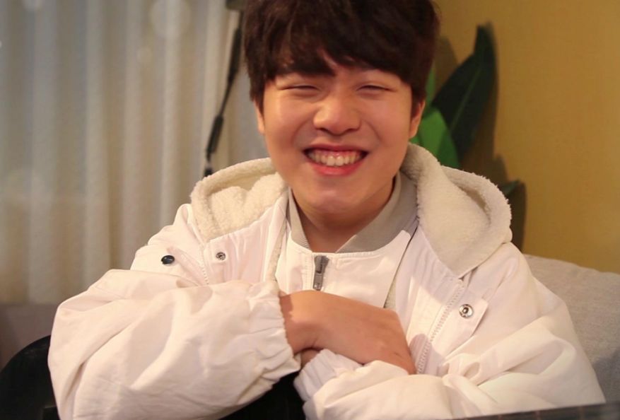 jiuyou官网入口-出色防守首场状态出色,湖人观众沸腾!,Rookie重返赛场全场沸腾不已的简单介绍